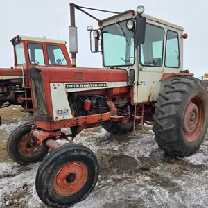 1965 INTERNATIONAL HARVESTER 656 GAS 2WD TRACTOR