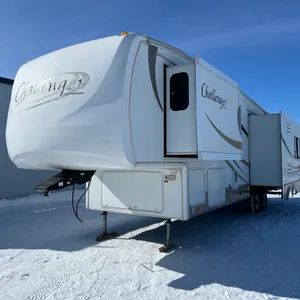 2008 KEYSTONE FIFTH WHEEL CAMPER