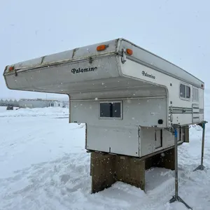 2001 PALOMINO TRUCK CAMPER