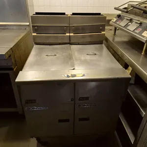 Pitco Solstice Supreme 2 Gang 55lb Deep Fryer on Casters  - Model # SSH55 - Natural Gas - NSF App...