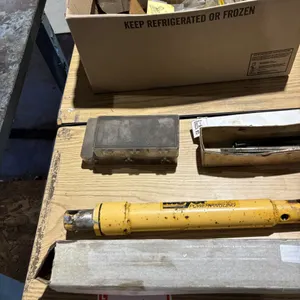 Power angling cylinders, miscellaneous, Haybale hook,
