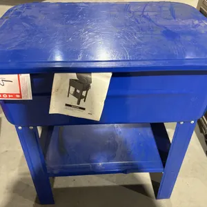 Parts cleaner