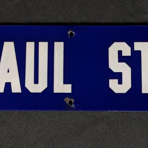 LARGE ADVERTISING & ANTIQUE ONLINE ONLY AUCTION 4-6-2026-- BADGES, OIL CANS, SIGNS, TOYS, RARE BREYER LIVESTOCK, LICENSE PLATES, BREWERY, FISHING REEL