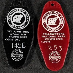 2 KEYCHAINS YELLOWSTONE PARK COMPANY WYOMING (NATIONAL PARK ROOM KEY)