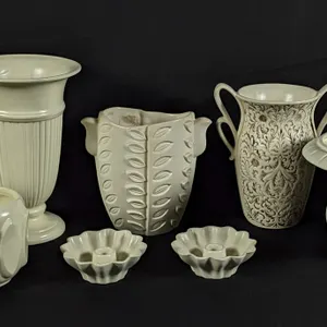 8 PIECES WHITE RED WING ART POTTERY MID CENTURY MODERN MCM