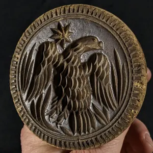 ANTIQUE PRIMITIVE CARVED WOOD BUTTER PRINT MOLD STAMP EAGLE