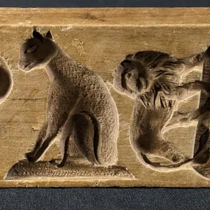 ANTIQUE PRIMITIVE CARVED WOOD BUTTER PRINT MOLD STAMP 8 DIFFERENT ANIMALS