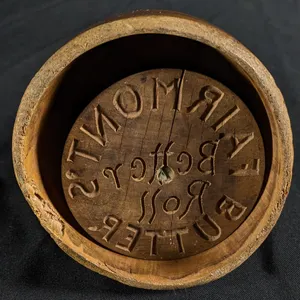 ANTIQUE PRIMITIVE CARVED WOOD BUTTER PRINT MOLD ADVERTISING FAIRMONT'S BUTTER BETTER ROLL
