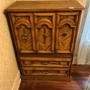 Wooden Wardrobe Cabinet