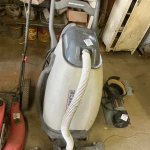 Racine wet vacuum