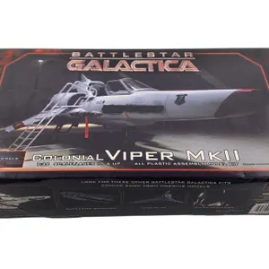Battlestar Galactica Colonial Viper Mk II Plastic Model Kit (Moebius Models, c. 2011)