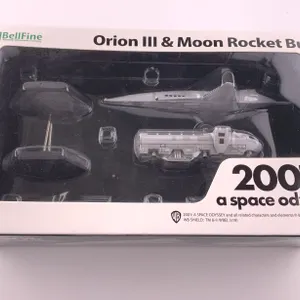 2001: A Space Odyssey Orion III & Moon Rocket Bus Model Set (BellFine, 2019)