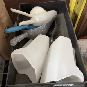 Lot of Commercial Kitchen Scoops – Plastic, Aluminum & Measuring Scoops (Mixed Sizes)