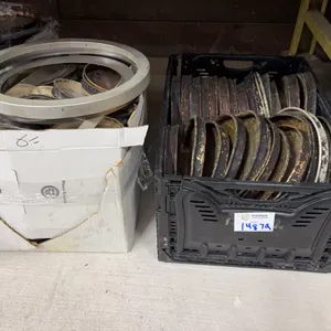 Lot of Heavy‑Duty Commercial Baking Pans / Pizza Pans – Assorted Sizes (Bulk Restaurant Lot)