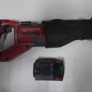 Milwaukee M18 FUEL Reciprocating Saw w/ Milwaukee 5.0AH Battery Pack