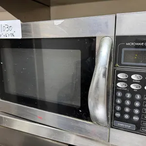 Microwave (21"x16"x 17" H)