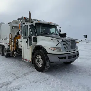 2017 International WorkStar 7400 TA Refuse Truck