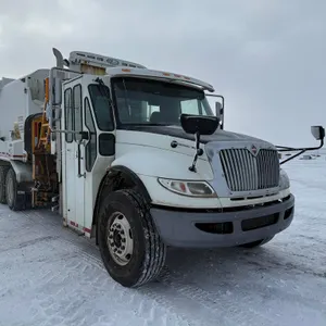 2016 International WorkStar 7400 T/A Refuse Truck