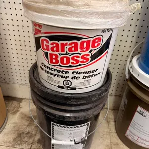 11.3kg Pail Spray Nine Garage Boss Concrete Cleaner & 20L Pail of Mineral Spirts