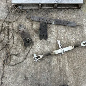 2pt Hitch Bar, (2) Release Hitches, Turnbuckle