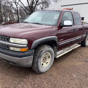 2000 Chevy K2500 LS 4x4 4 Door Ext Cab Pickup, 6.0L, Auto, PW/PL, AM/FM/CD, Cloth, Tow Hooks, Brute