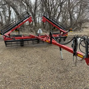 CaseIH 110 30’ Crumbler, Pull Type, SN- JFH0041600, Bought New, Always Shedded