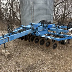 DMI Ecolo-Tiger 527 Disk Ripper, 7” Points, Disk Leveler, 12.5L-15 Tires, Stored Inside