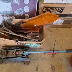 Floor Jack, Tire Irons