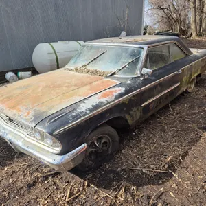 Ford Galaxie 2 Door Hard Top for Parts, Has an Engine, Vin: 3p660163889, Unknown Working Condition,