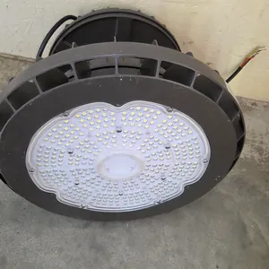 Led Highbay/Stadium Light, 200 Watt, Dimmable, Display Unit, Less Than 1 Hour of Use