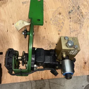 John Deere Hyd Drive for Planter, (B)