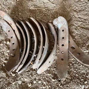 (10) Used Chisel Plow Points, Buying All for One Money