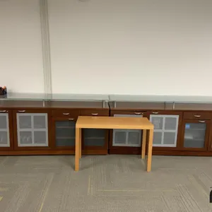 (2) Cabinets and a Side Table
 UNRESERVED