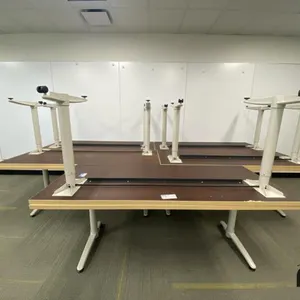 (11) Tables and Whiteboards
 UNRESERVED