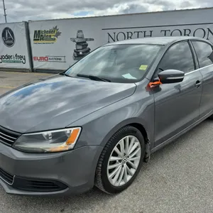 2011  Volkswagen  Jetta  SE 4dr Sedan 5M w/ Convenience