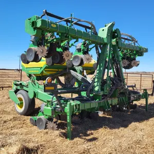 2011  John Deere  OM12R36  Stack Fold Planter - 12R36