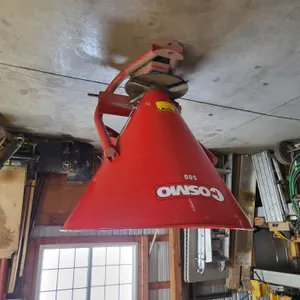 2010  Cosmo  500  Fertilizer Spreader