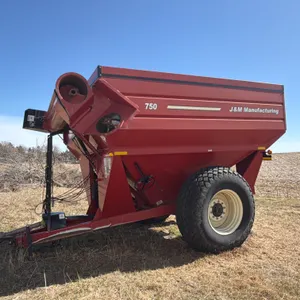 J&M  750-18   Grain Cart