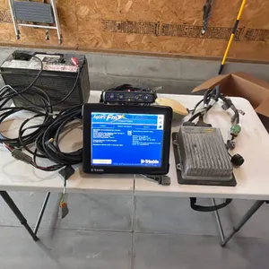 Trimble  FM-1000  Monitor