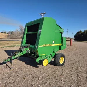 2005  John Deere  567   MegaWide Round Baler