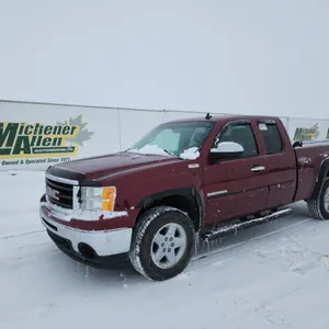 2013  GMC  Sierra 1500 SLT  Z71 4WD