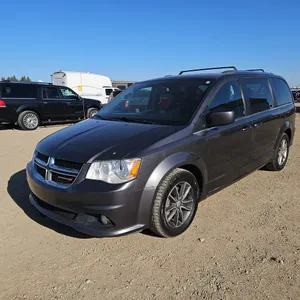2016  Dodge  Grand Caravan  SE Stow'N Go V6 Mini-Van