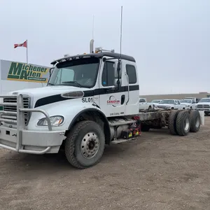 2005  Freightliner  M2 112  Dual Rear Wheel  Cab & Chassis