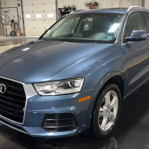 2016  Audi  Q3  Progressiv AWD 4dr