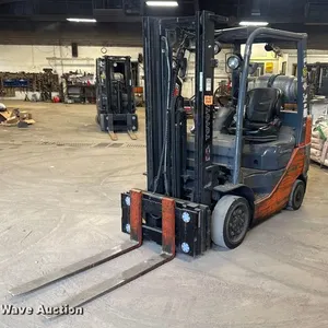 Toyota 8FGCU25 forklift