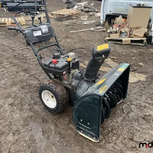 Yardworks Snow Blower
 UNRESERVED
