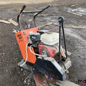 Diamond Products Concrete Floor Saw
 UNRESERVED
