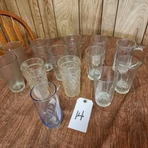 Misc Glassware Qty 13