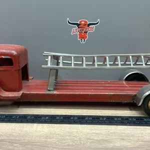 Ellwood Toy Firetruck.