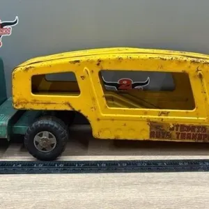 STRUCTO Car Hauler.